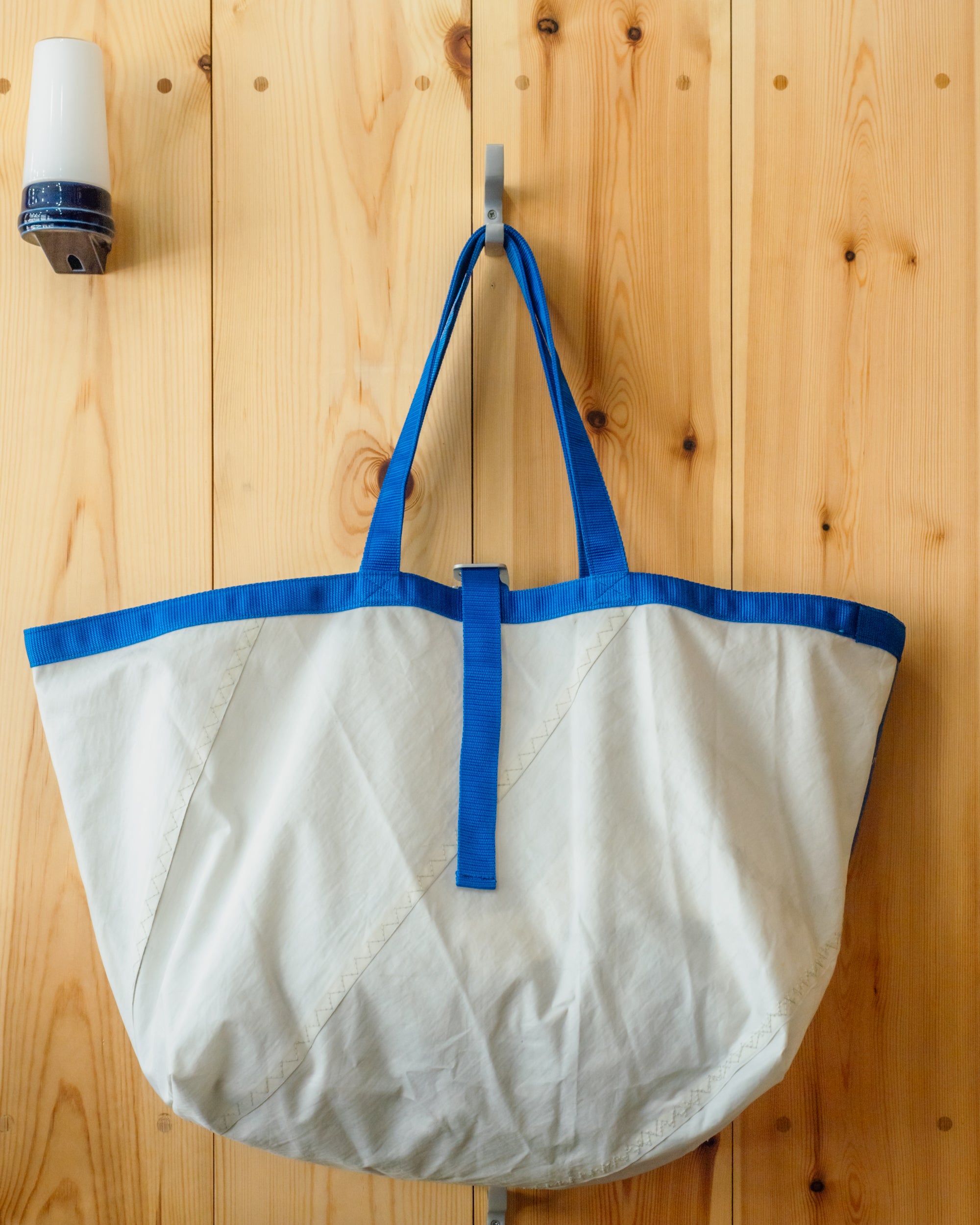 BEACH BAG SALVAGED SAIL CLOTH MADE IN CORNWALL NO 12