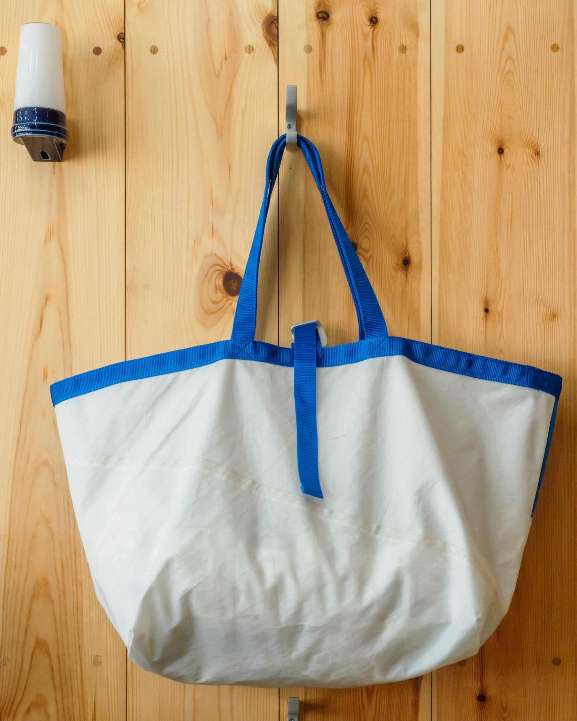 BEACH BAG SALVAGED SAIL CLOTH MADE IN CORNWALL NO 13