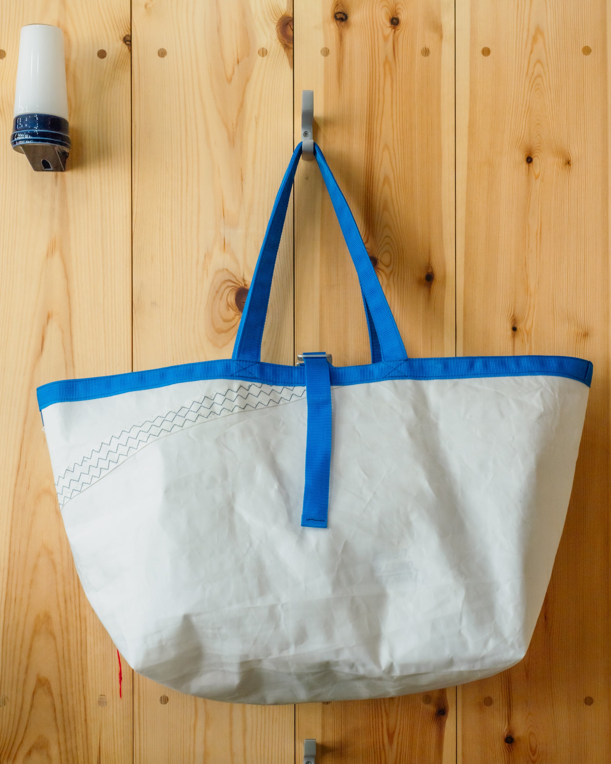 BEACH BAG SALVAGED SAIL CLOTH MADE IN CORNWALL NO 5