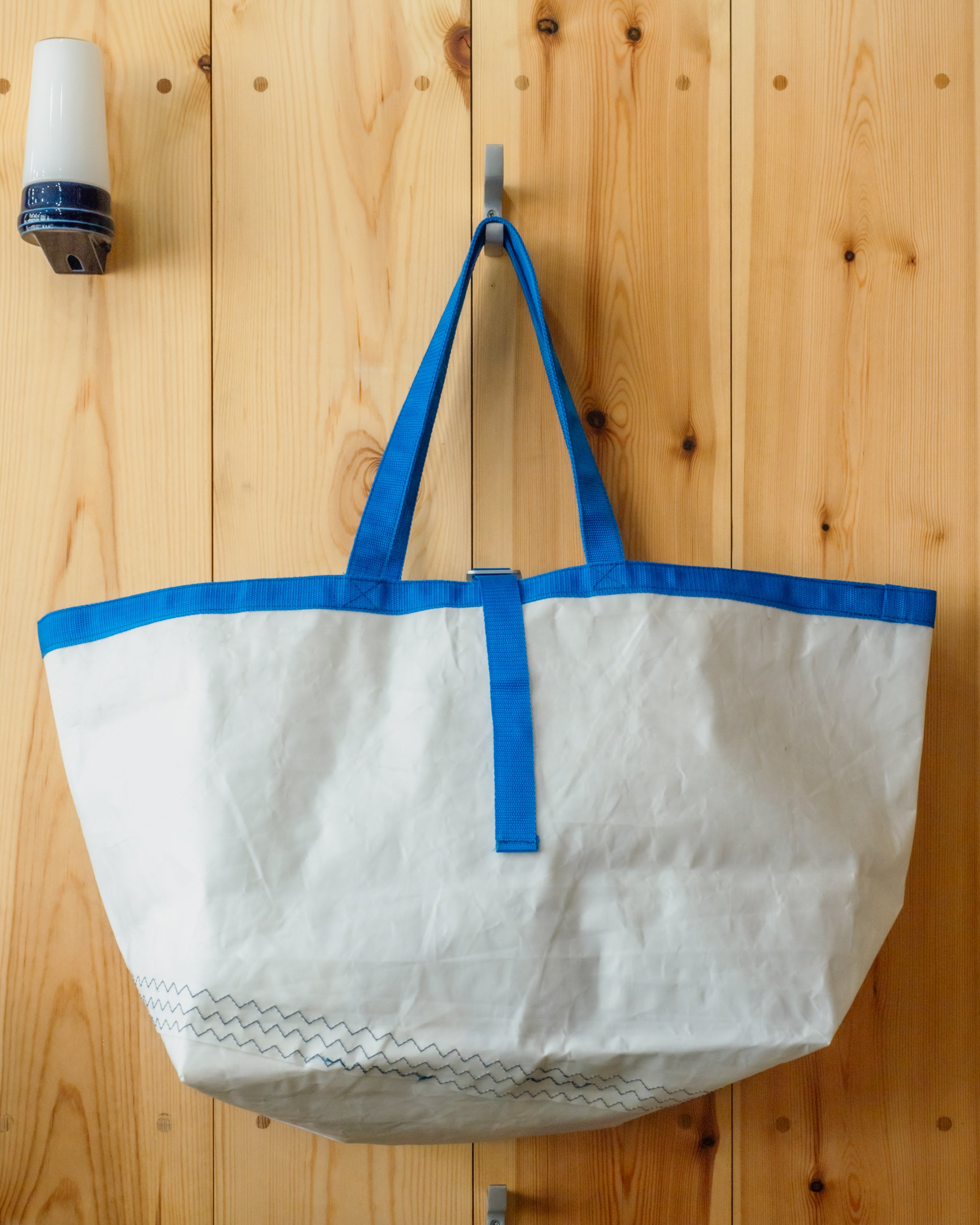 BEACH BAG SALVAGED SAIL CLOTH MADE IN CORNWALL NO 7
