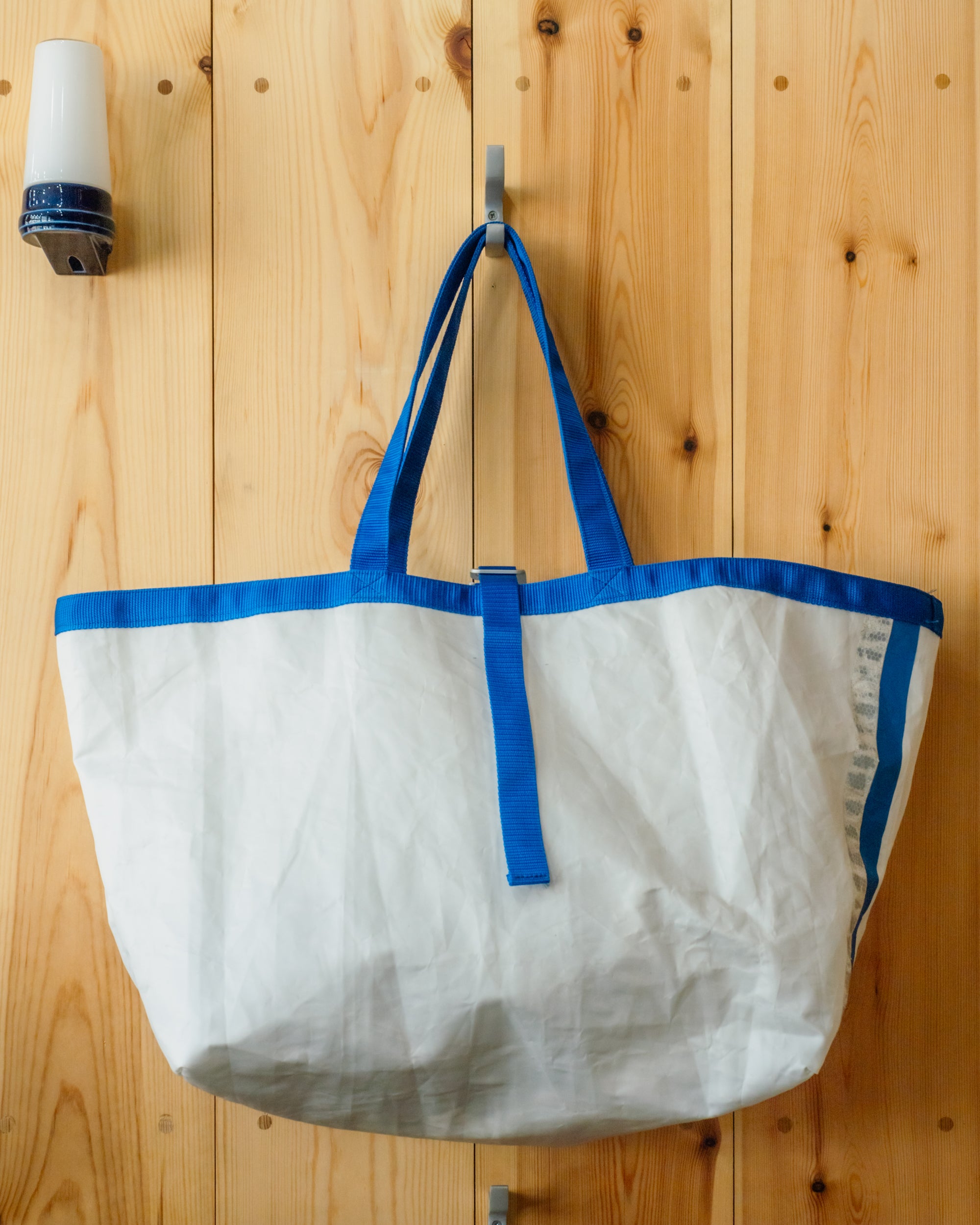 BEACH BAG SALVAGED SAIL CLOTH MADE IN CORNWALL NO 8