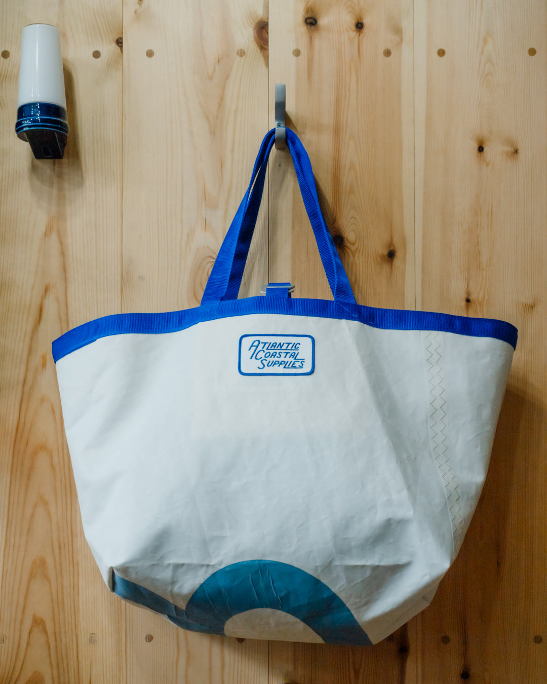 BEACH BAG SALVAGED SAIL CLOTH MADE IN CORNWALL 1 OF 1