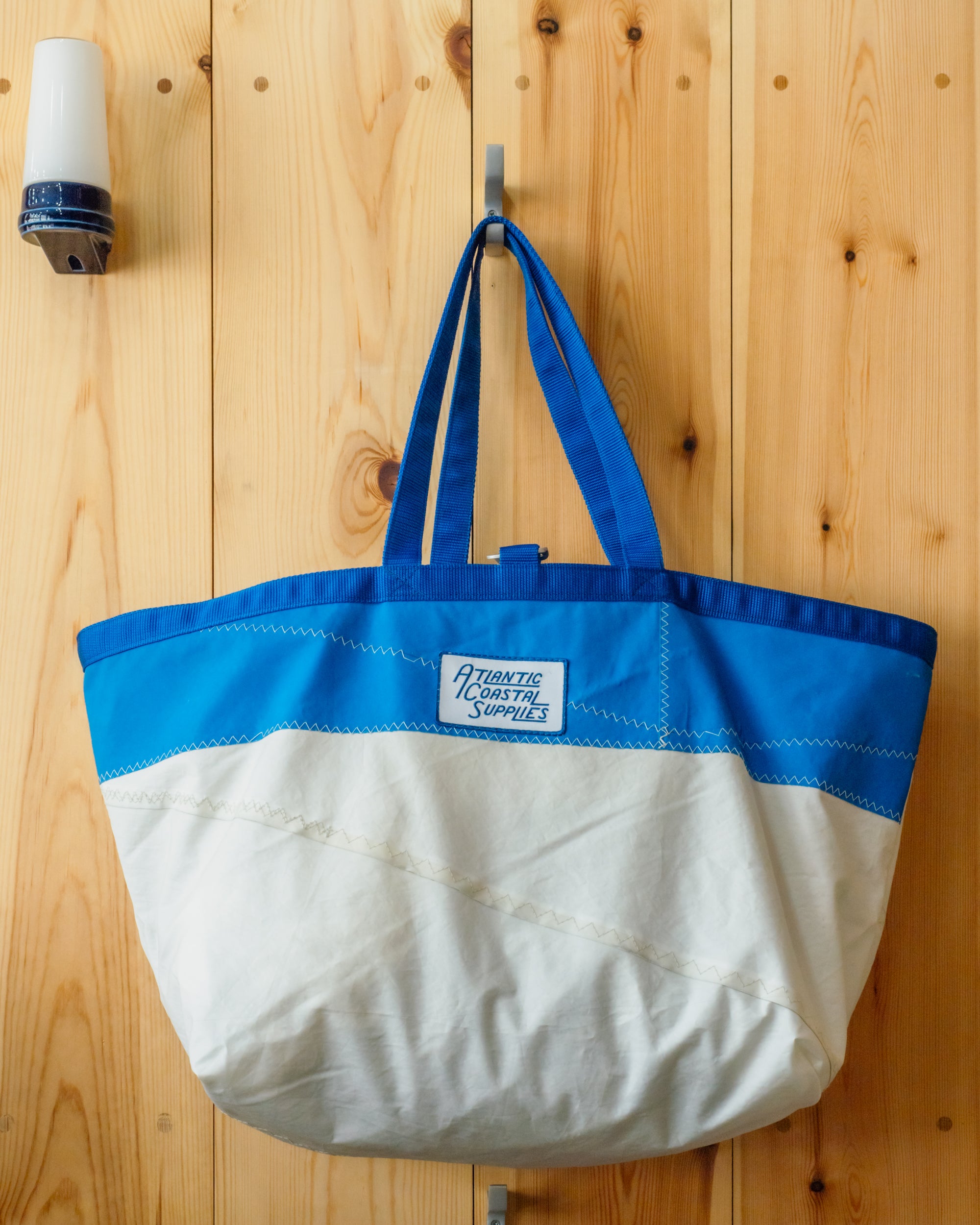 BEACH BAG SALVAGED SAIL CLOTH MADE IN CORNWALL NO 10