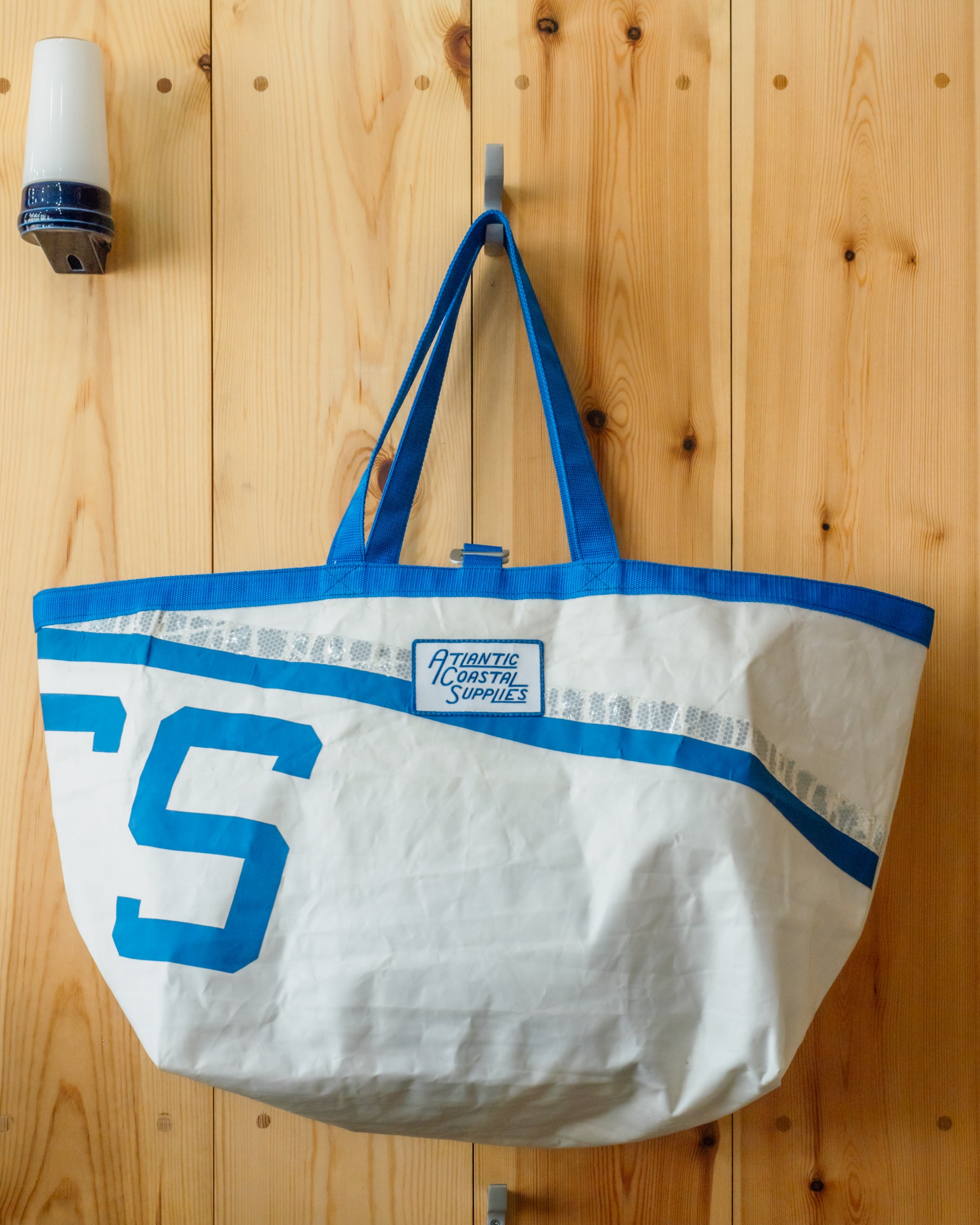 BEACH BAG SALVAGED SAIL CLOTH MADE IN CORNWALL NO 7