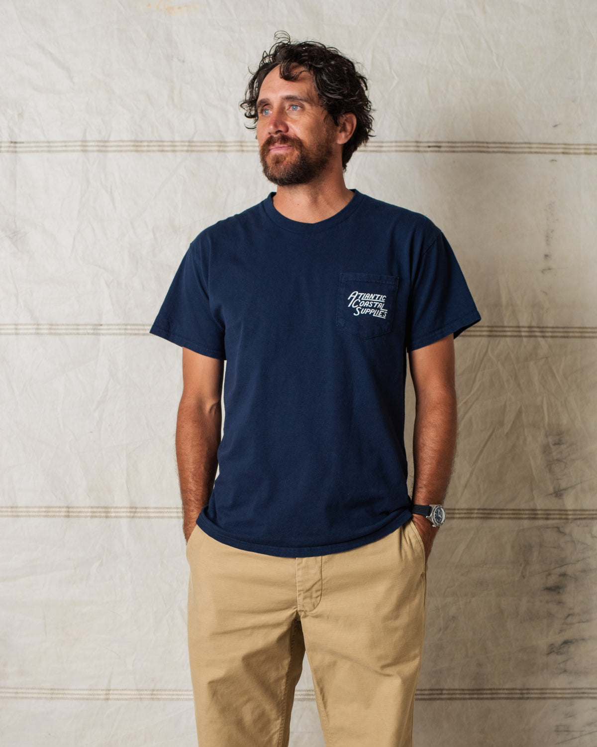 STANDARD POCKET TEE NAVY